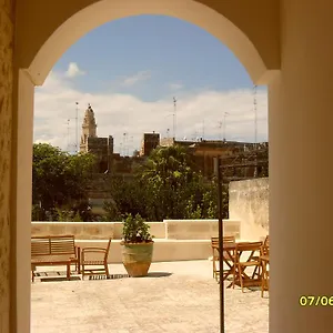 La Casa Gialla Couette-café